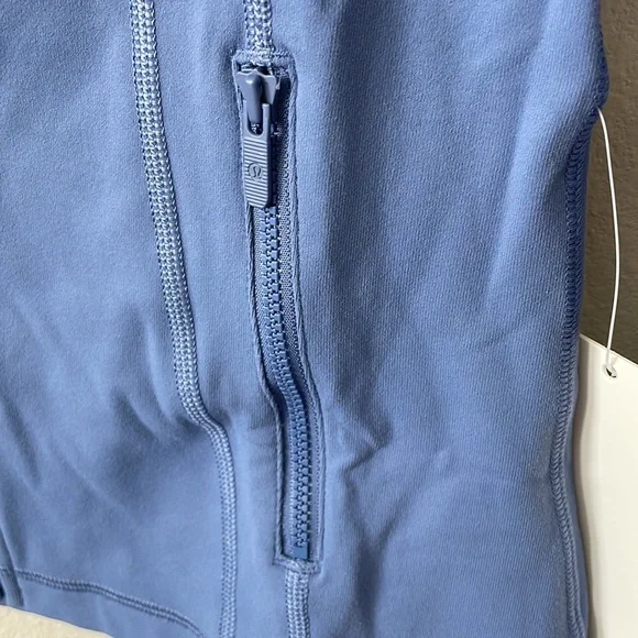 NWT Lululemon Define Jacket Luon Water Drop Size 4 - Picture 3 of 12